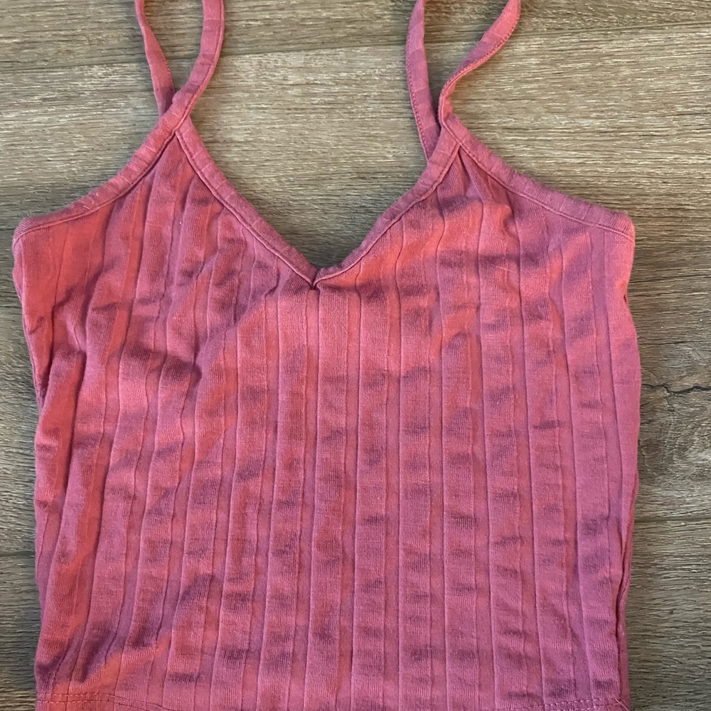 Tillys coral pink tank top